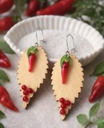 Σκουλαρίκια Red hot chili peppers με ξύλινα και γυάλινα στοιχεία