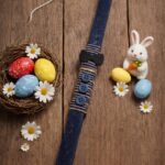 Λαμπάδα τετράγωνη χρώμα μπλε σκούρο με ξύλινα στοιχεία