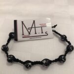 Ανδρικό βραχιόλι μακραμέ με κεραμικές χάντρες