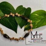 Βραχιόλι με ημιπολύτιμους λίθους και γυάλινες χάντρες