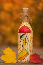 Γυάλινο μπουκάλι ζωγραφισμένο και διακοσμημένο στο χέρι - Lady in fire