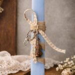 Λαμπάδα πλακέ με μεταλλικό μπρελόκ μουσικό όργανο vintage