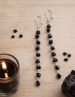 Σκουλαρίκια με σύρμα και γυάλινες χάντρες